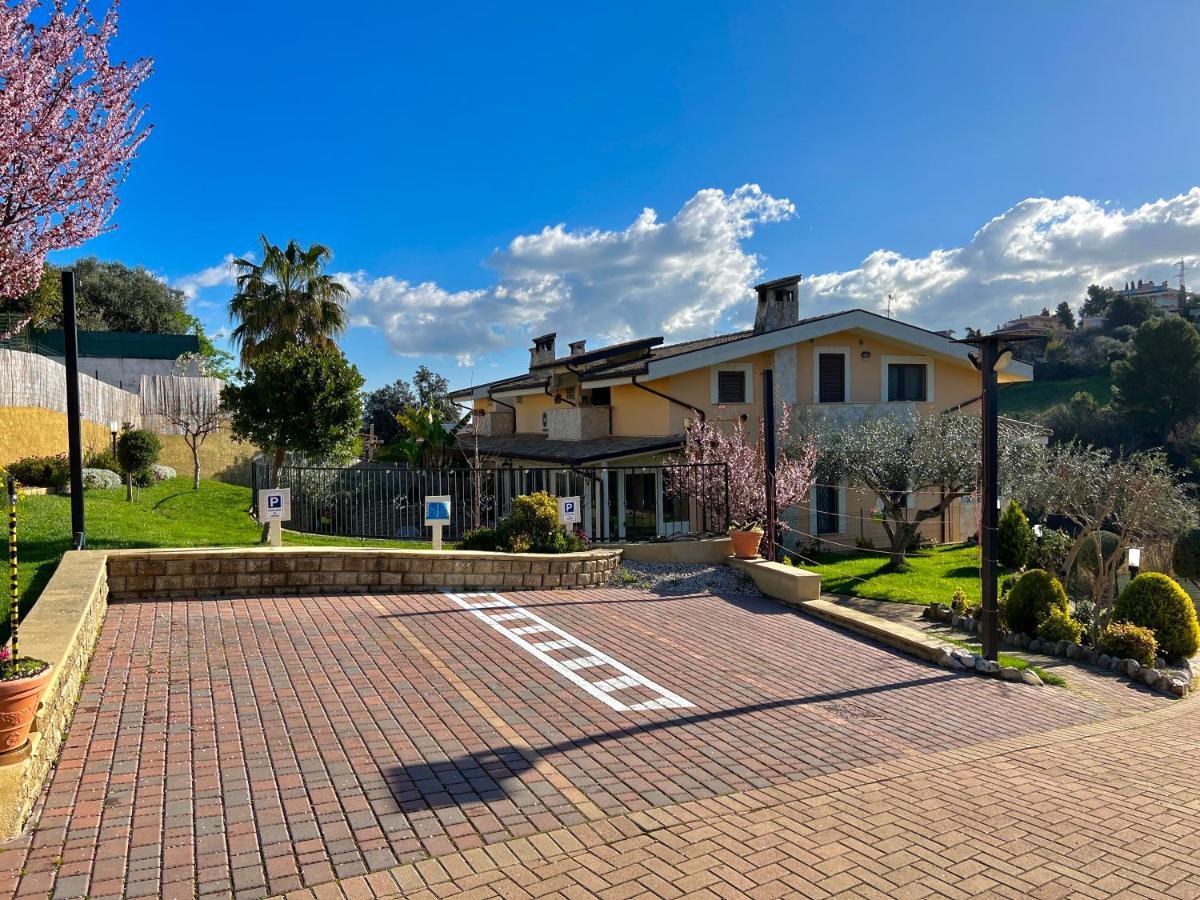 Peperosa In Collina B&B Pescara Zewnętrze zdjęcie